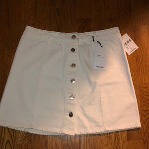 White jeans skirt from Forever 21 size 26
